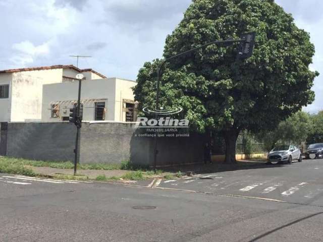 Prédio Inteiro para alugar, Martins - Uberlândia/MG - Rotina Imobiliária