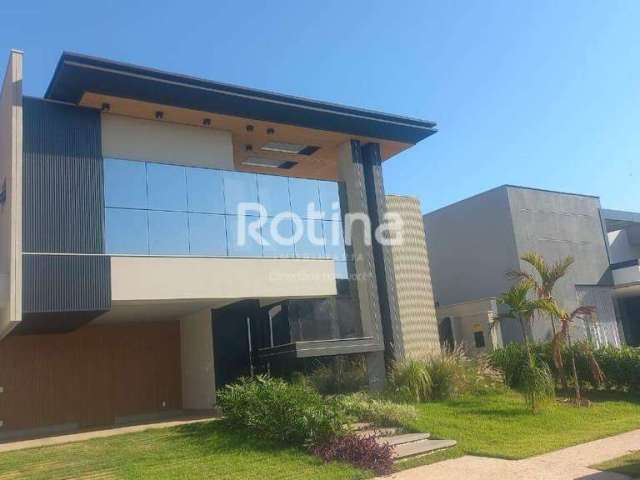 Casa Condomínio Fechado para alugar, 5 quartos, Nova Uberlândia - Uberlândia/MG - Rotina Imobiliária