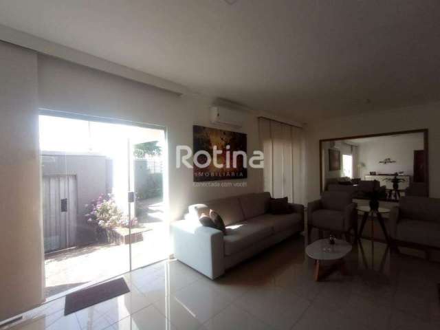 Casa para alugar, 3 quartos, Cidade Jardim - Uberlândia/MG - Rotina Imobiliária