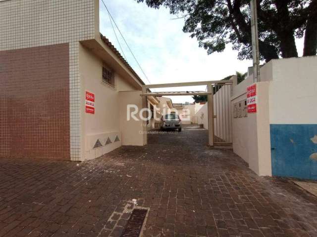 Casa para alugar, 2 quartos, Santa Mônica - Uberlândia/MG - Rotina Imobiliária