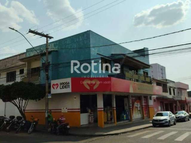 Apartamento para alugar, 3 quartos, Santa Mônica - Uberlândia/MG - Rotina Imobiliária