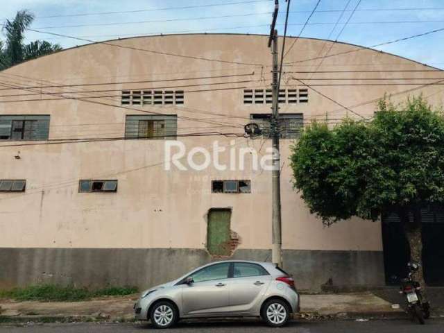 Galpão para alugar, Osvaldo Rezende - Uberlândia/MG - Rotina Imobiliária