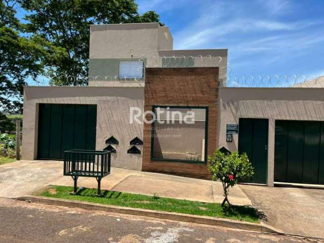 Casa para alugar, 2 quartos, Cidade Jardim - Uberlândia/MG - Rotina Imobiliária