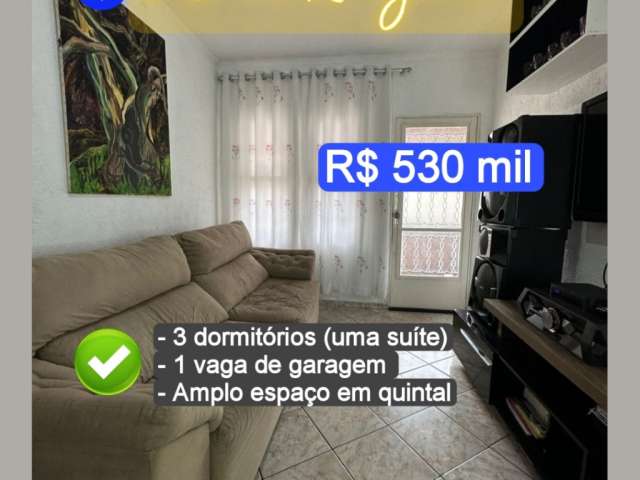 Casa no JD das Laranjeiras com 3 dormitórios