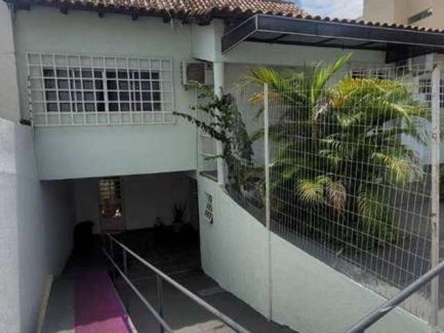 Casa comercial para aluguel no bairro Araés - Cuiabá/MT