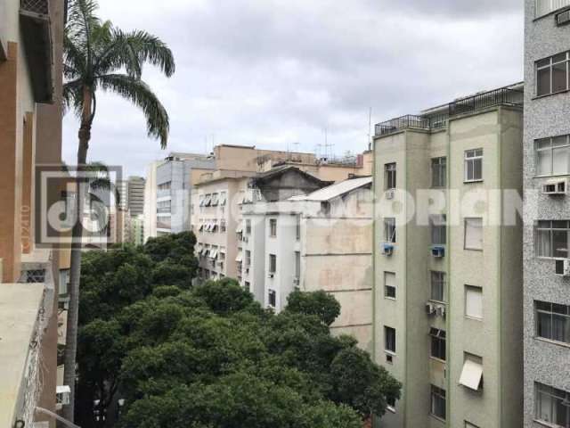 Apartamento com 3 quartos à venda na Rua Artur Bernardes, Catete, Rio de Janeiro, 120 m2 por R$ 900.000