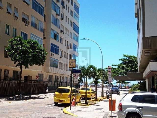 Sala comercial com 1 sala à venda na Rua Miguel Lemos, Copacabana, Rio de Janeiro, 39 m2 por R$ 300.000