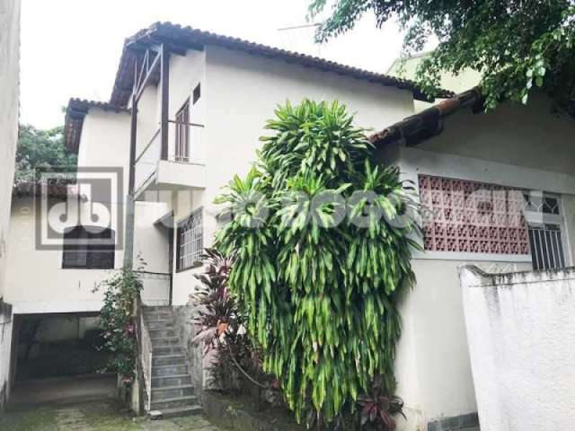 Casa em condomínio fechado com 5 quartos à venda na Rua Columeia, Freguesia (Jacarepaguá), Rio de Janeiro, 380 m2 por R$ 990.000