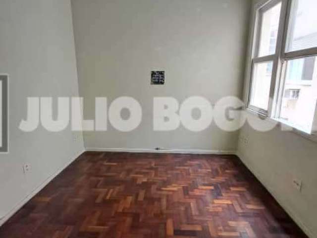 Apartamento com 1 quarto à venda na Rua Maestro Francisco Braga, Copacabana, Rio de Janeiro, 40 m2 por R$ 450.000