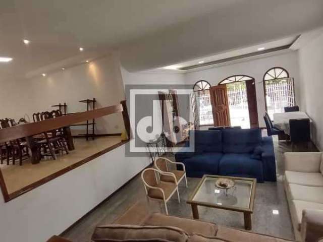 Casa com 5 quartos à venda na Rua Olegarinha, Grajaú, Rio de Janeiro, 391 m2 por R$ 1.699.000