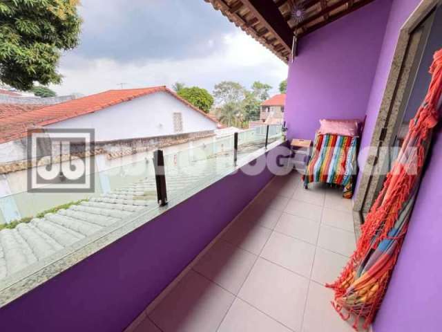 Casa em condomínio fechado com 2 quartos à venda na Rua Haia, Tauá, Rio de Janeiro, 100 m2 por R$ 430.000