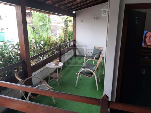 Casa em condomínio fechado com 3 quartos à venda na Rua Correia e Castro, Jardim Guanabara, Rio de Janeiro, 307 m2 por R$ 940.000