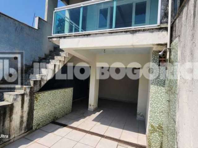 Casa com 3 quartos à venda na Rua do Monjolo, Pitangueiras, Rio de Janeiro, 166 m2 por R$ 380.000