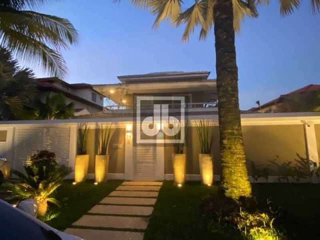 Casa em condomínio fechado com 6 quartos à venda na Rua Floriano Fontoura, Barra da Tijuca, Rio de Janeiro, 450 m2 por R$ 5.800.000