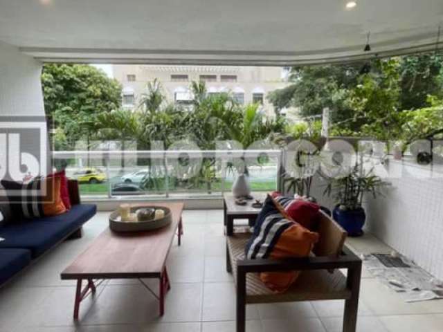 Apartamento com 4 quartos para alugar na Avenida Afonso de Taunay, Barra da Tijuca, Rio de Janeiro, 172 m2 por R$ 8.500