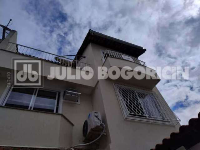 Casa em condomínio fechado com 3 quartos à venda na Rua Félix Crame, Pechincha, Rio de Janeiro, 108 m2 por R$ 525.000