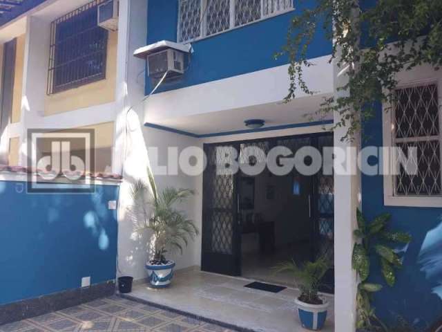 Casa com 4 quartos à venda na Rua São Ricardo, Anil, Rio de Janeiro, 229 m2 por R$ 980.000