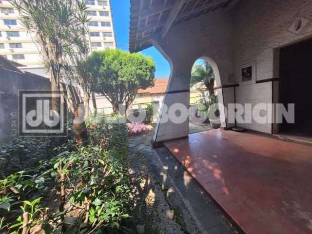 Casa em condomínio fechado com 3 quartos à venda na Estrada de Jacarepaguá, Freguesia (Jacarepaguá), Rio de Janeiro, 175 m2 por R$ 1.700.000