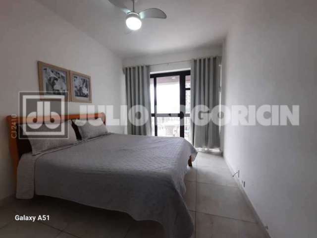 Flat com 1 quarto à venda na Avenida Lúcio Costa, Barra da Tijuca, Rio de Janeiro, 56 m2 por R$ 760.000