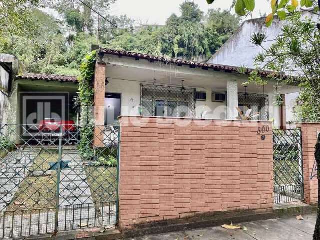 Casa com 2 quartos à venda na Rua Geminiano Gois, Freguesia (Jacarepaguá), Rio de Janeiro, 219 m2 por R$ 1.150.000