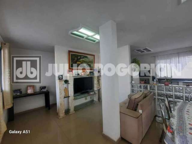 Casa com 3 quartos à venda na Rua Atali Aguiar, Taquara, Rio de Janeiro, 111 m2 por R$ 650.000