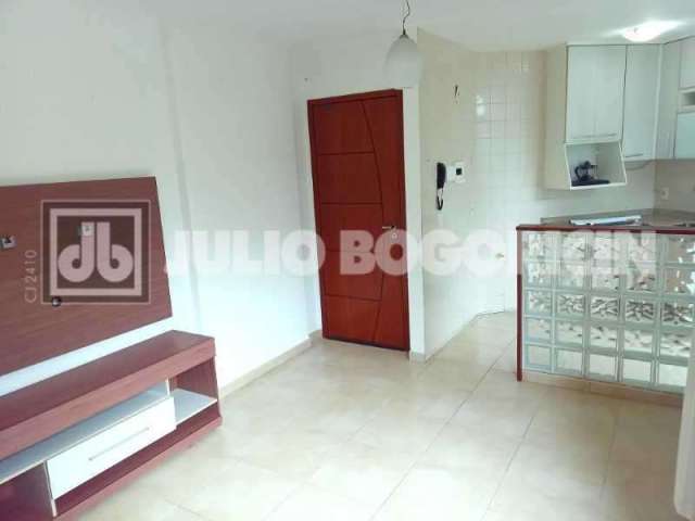 Apartamento com 2 quartos à venda na Estrada Caribu, Freguesia (Jacarepaguá), Rio de Janeiro, 43 m2 por R$ 218.000