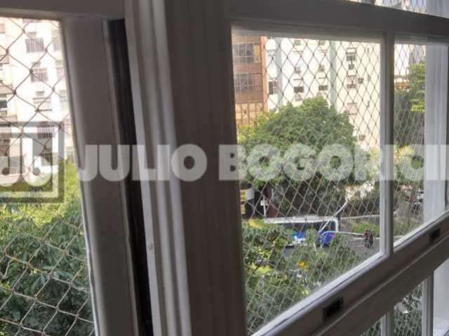 Apartamento com 3 quartos à venda na Rua Dias Ferreira, Leblon, Rio de Janeiro, 130 m2 por R$ 3.600.000