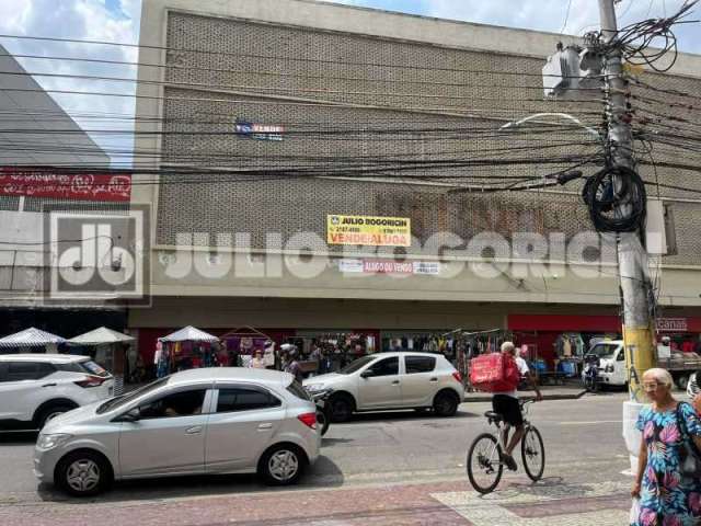 Ponto comercial para alugar na Estrada do Portela, Madureira, Rio de Janeiro, 3 m2 por R$ 190.000