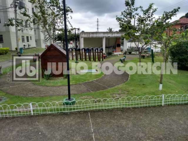 Apartamento com 2 quartos para alugar na Estrada Paulo de Medeiros, Água Santa, Rio de Janeiro, 48 m2 por R$ 900