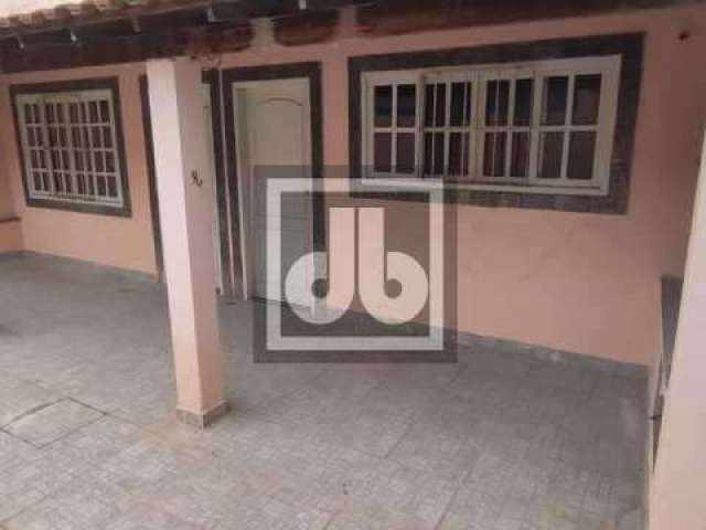 Casa com 3 quartos à venda na Rua Alberto Santos de Carvalho, Porto Novo, São Gonçalo, 360 m2 por R$ 300.000