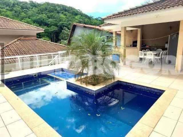 Casa em condomínio fechado com 3 quartos à venda na Estrada Francisco da Cruz Nunes, Piratininga, Niterói, 250 m2 por R$ 1.600.000