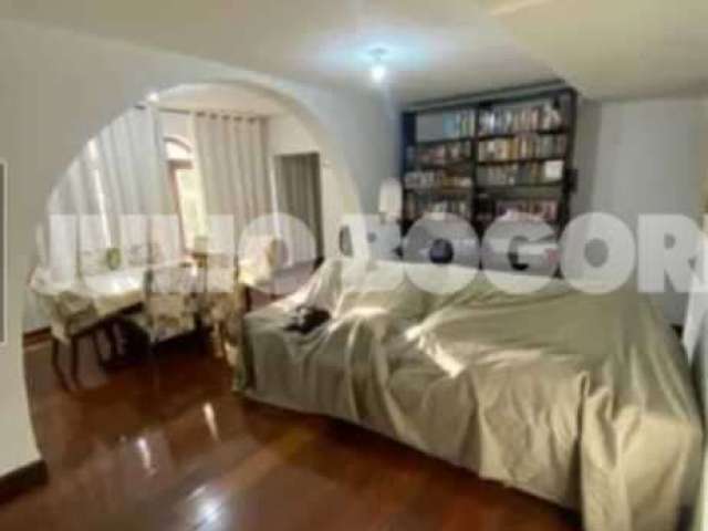 Casa com 3 quartos à venda na Rua Magnólia Brasil, Fonseca, Niterói, 200 m2 por R$ 665.000