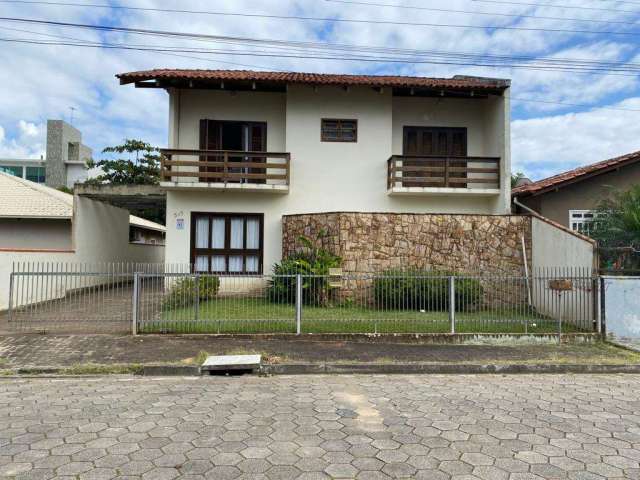 Casa para Venda em São Francisco do Sul, Itaguaçu, 3 dormitórios, 1 suíte, 2 banheiros, 3 vagas