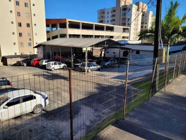 Terreno Comercial para Venda em Joinville, Boehmerwald, 1 banheiro