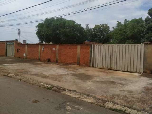 Lote / Terreno em Jardim Guanabara  -  Goiânia