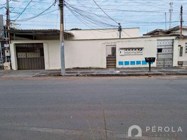 Casa em Setor Aeroporto  -  Goiânia