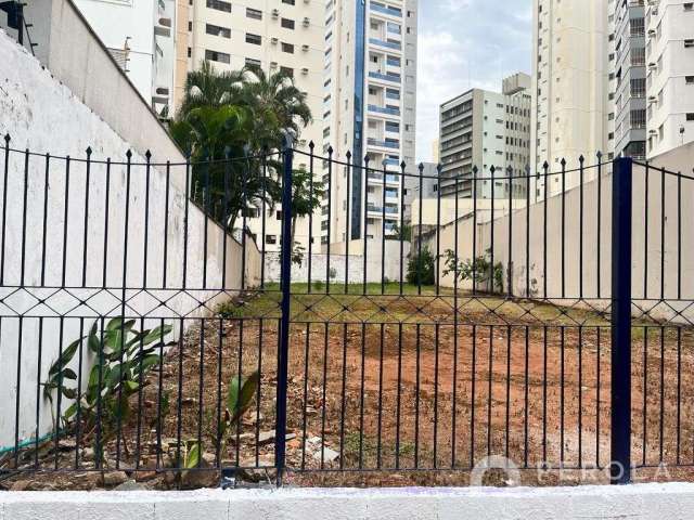 Lote / Terreno em Setor Central  -  Goiânia