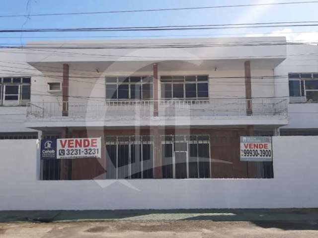 Casa comercial à venda no bairro Suissa