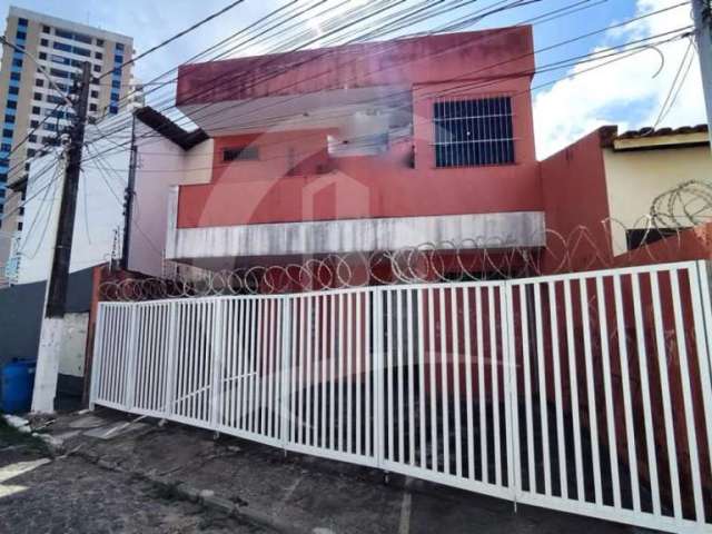 Excelente ponto comercial à venda no bairro Luzia