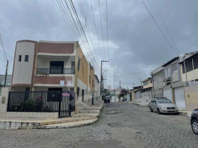 Casa de Esquina de Andar, com 3 Pavimentos no Santo Antônio