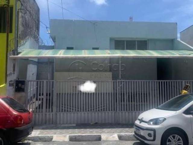 Casa no Centro da cidade, próximo ao colégio Amadeus