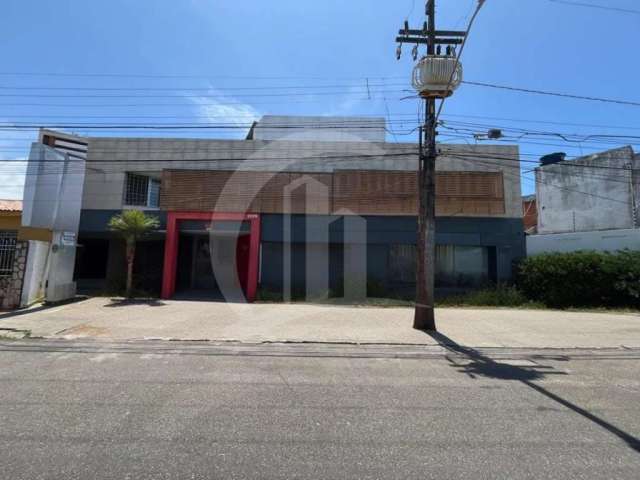 Sala comercial em galeria com ótima localização no bairro São José.