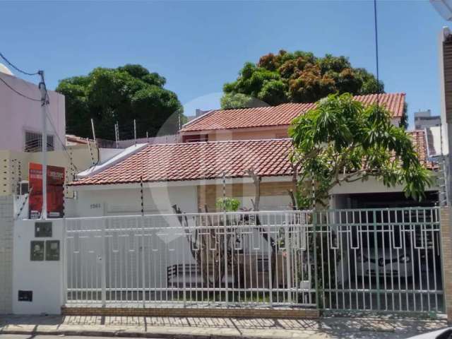 Casa à venda no bairro Salgado Filho com 7 quartos