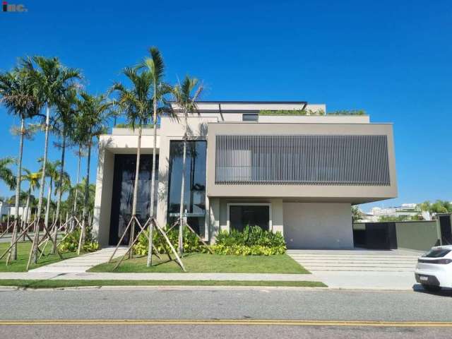 CASA BARRA DA TIJUCA - CONDOMÍNIO ALPHAVILLE - 5 SUÍTES - 1.300 m².