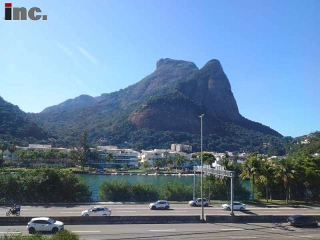 SALA NA BARRA DA TIJUCA - EDIFÍCIO ODEON - 32m² - COM VISTA PRIVILEGIADA.