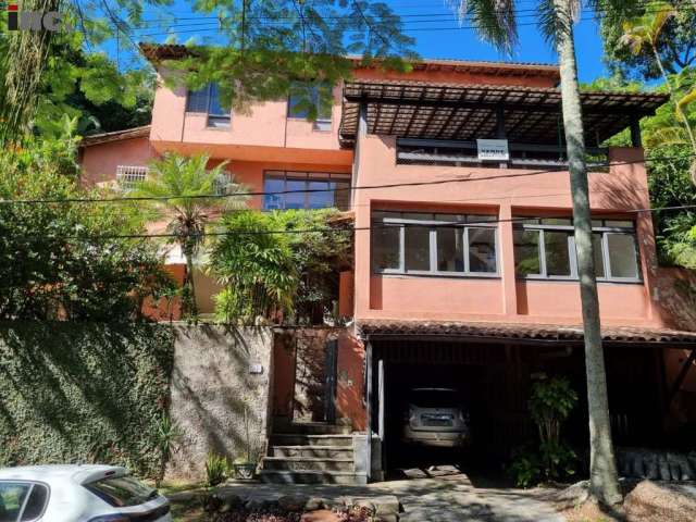 Casa condomínio  itanhangá - excelente custo benefício - triplex com 4 quartos.