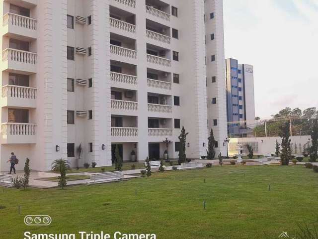 Apartamento no Condomínio Edifício Maison France