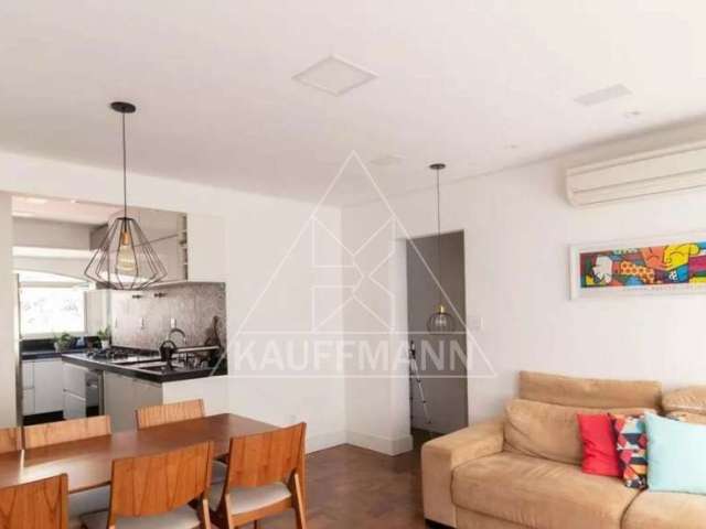 Apartamento à venda  na Vila Madalena - 3 Dorms (1 Suíte), 2 Vagas  85m² A.U