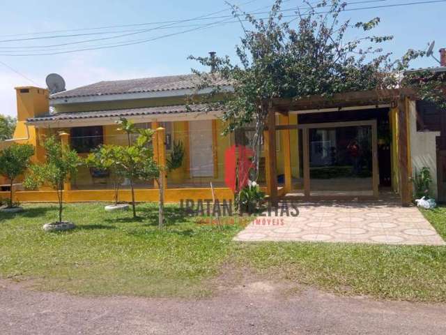 Casa com 4 dormitórios à venda, 168 m² por R$ 350.000,00 - Balneário Atlântico - Arroio do Sal/RS