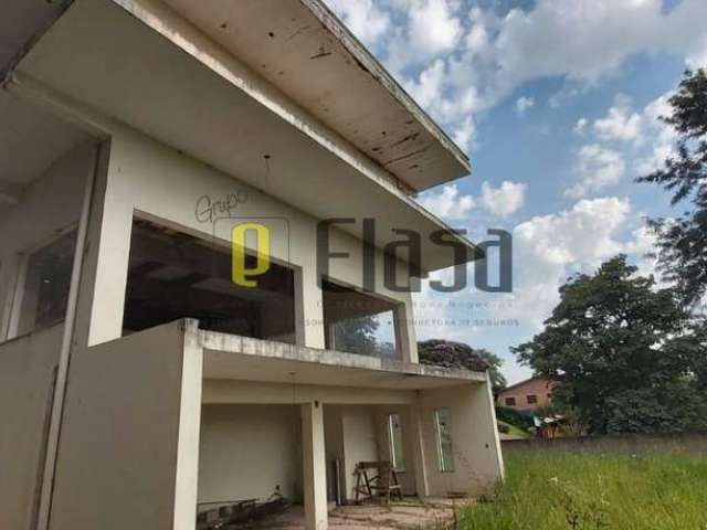 CASA com CONSTRUÇÃO iniciada - BAIRRO CURRAL - IBIUNA - SP